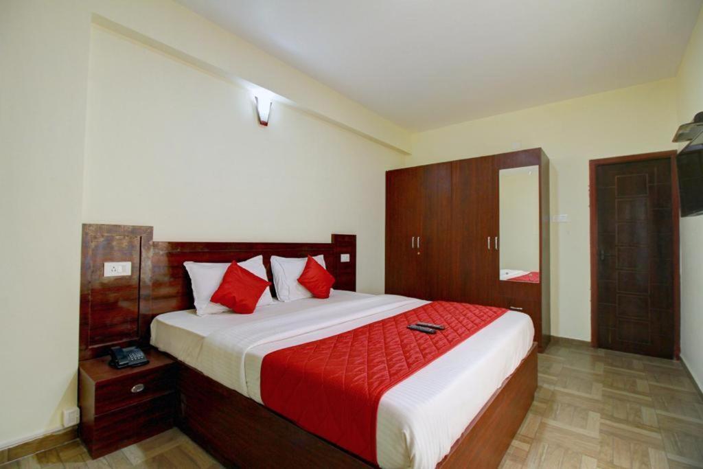 Pinehill Suits Hotel Ooty Luaran gambar